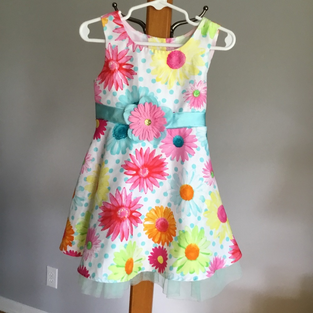 NWOT YOUNGLAND TODDLER DRESS